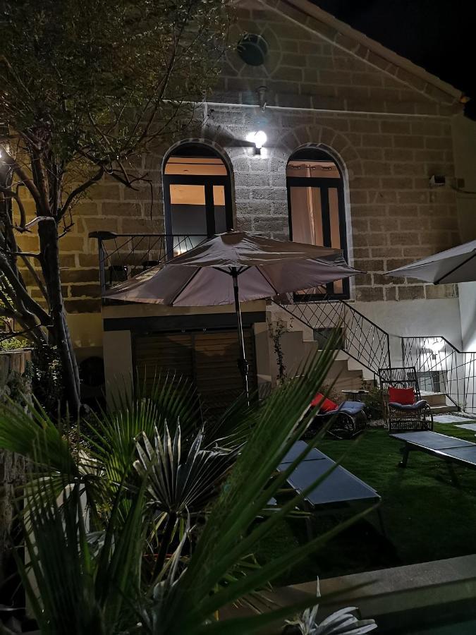 La Maison Grivolas Appartements et Maison d'hôtes Avignon Exterior foto