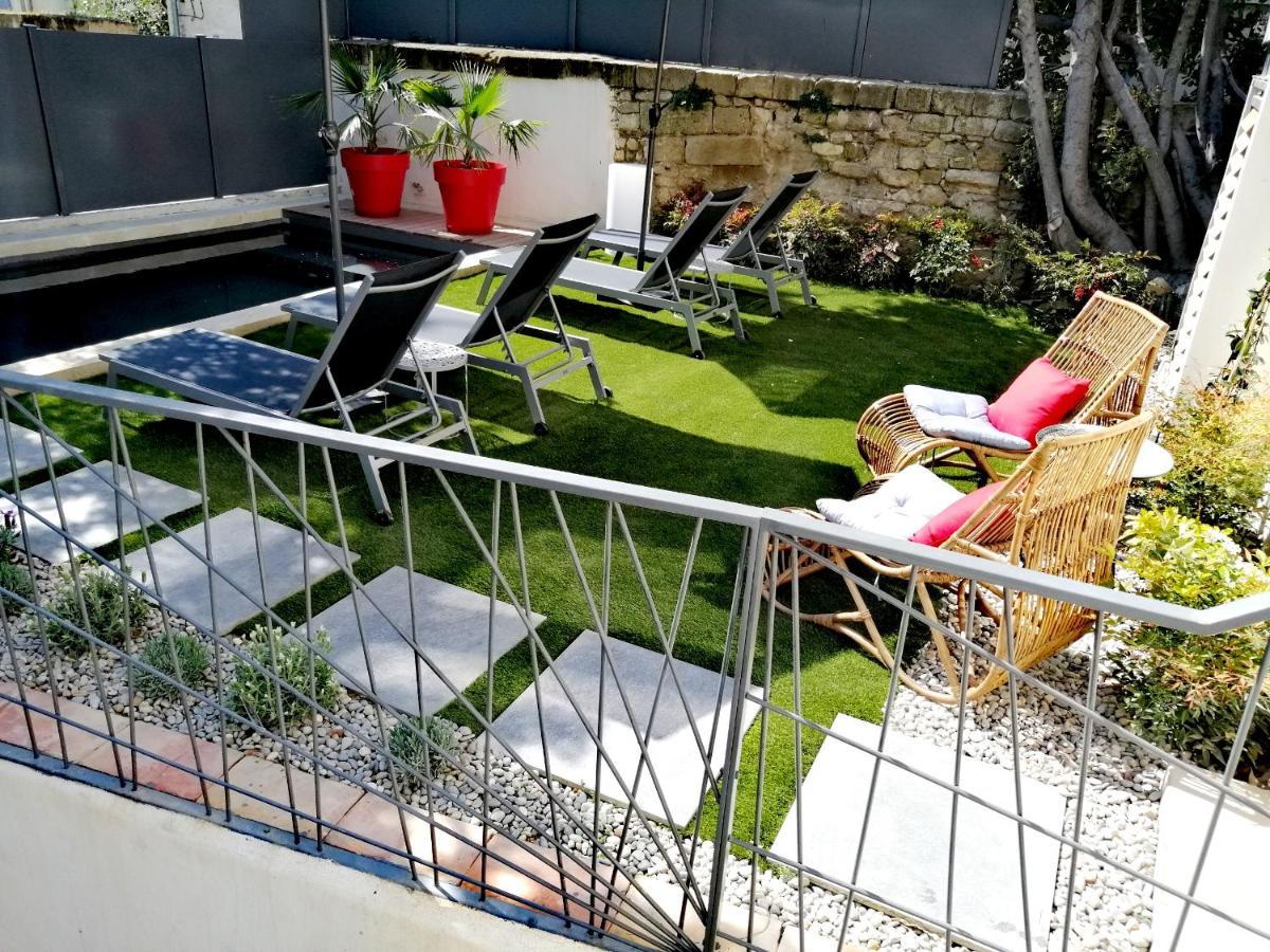 La Maison Grivolas Appartements et Maison d'hôtes Avignon Exterior foto