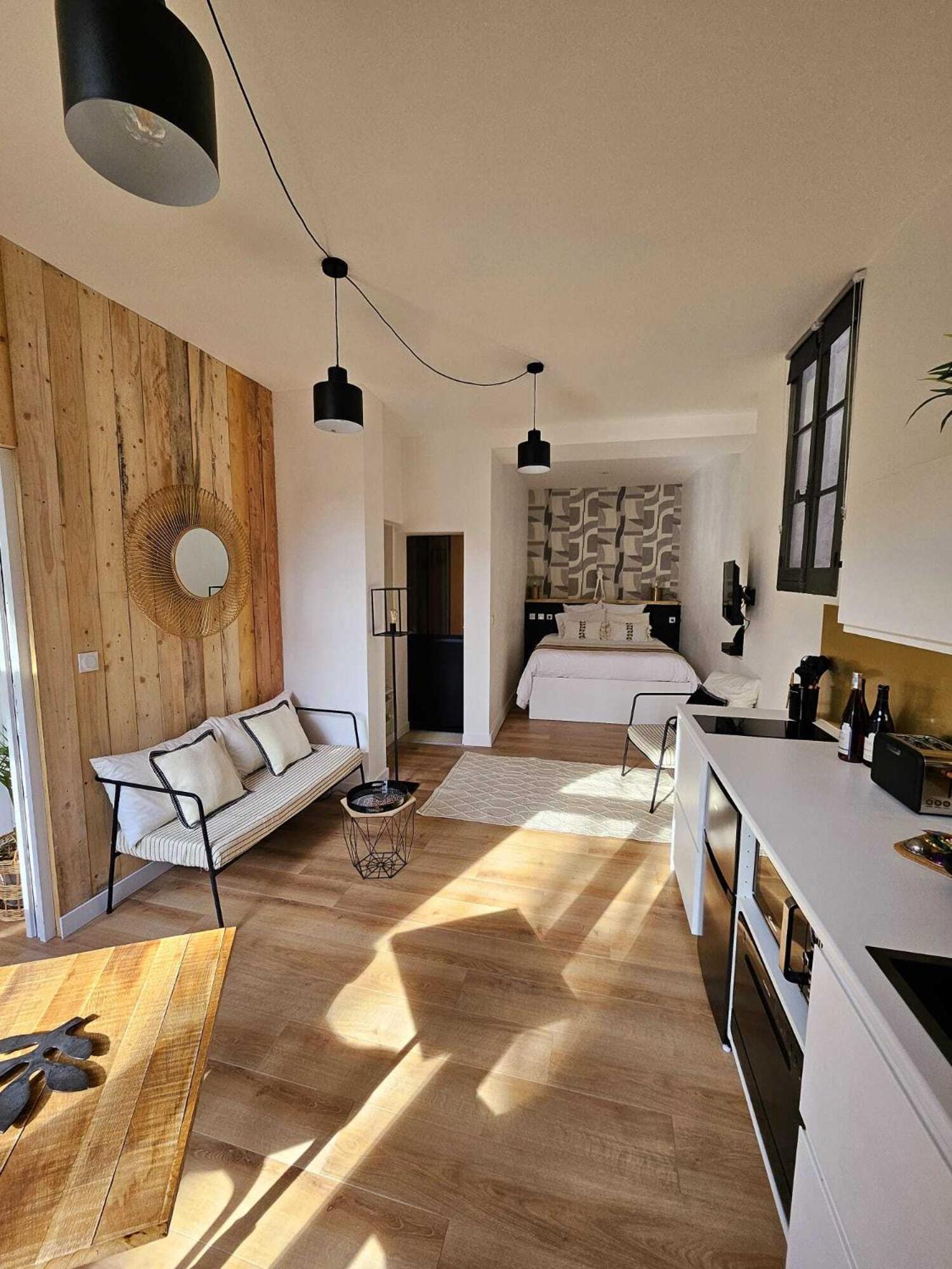 La Maison Grivolas Appartements et Maison d'hôtes Avignon Exterior foto